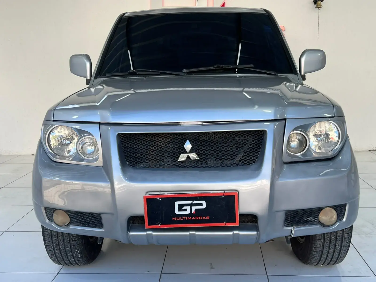 Mitsubishi Pajero TR4